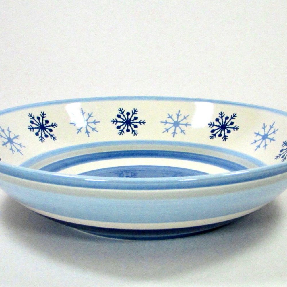 RARE! St. Nicholas Square WINTER FROST 12.5" Round 2.5Qt Serving Bowl Blue Snowf